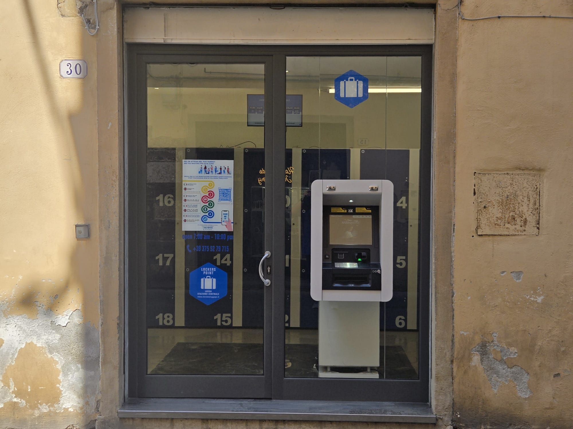 Ingresso Store My Luggage in Via S. Girolamo, 30 – 55100 Lucca